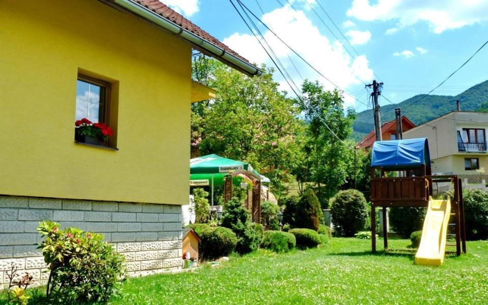Relax Penzion U Adama Dolna Tizina Luaran gambar